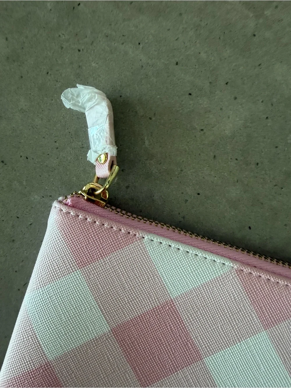 NWOT kate spade Pink Gingham Zip Pouch